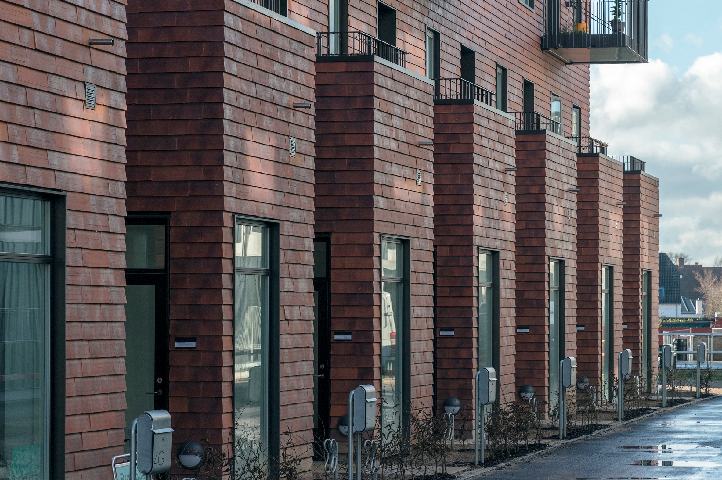 Nybyggede byhuse på lukket vej i Køge